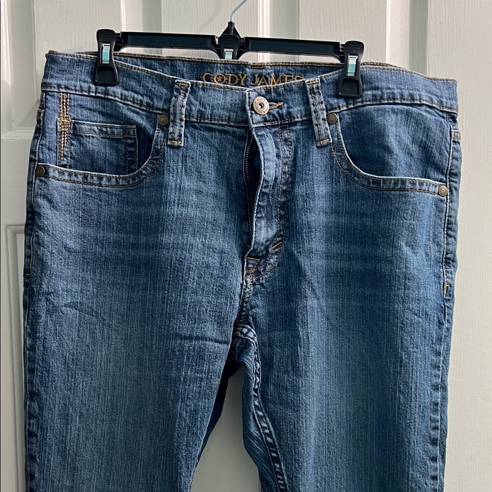 Cody James Classic Straight Blue Jeans